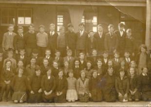 Yallourn Primary School Class VI 1932